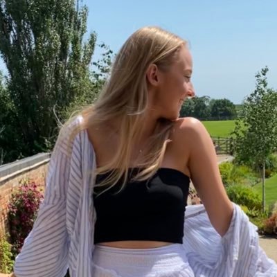 Profile Picture of Lucy Channing (@lucy_channing) on Twitter