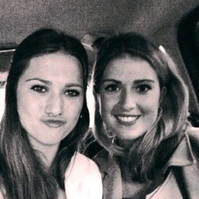 Profile Picture of Chloe Holmes (@ChloeCHolmes) on Twitter