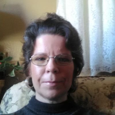 Profile Photo of JulieDee (@JulieDe16095756) on Twitter