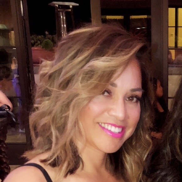 Profile Picture of Angela Castro (@itsglamlife) on Poshmark