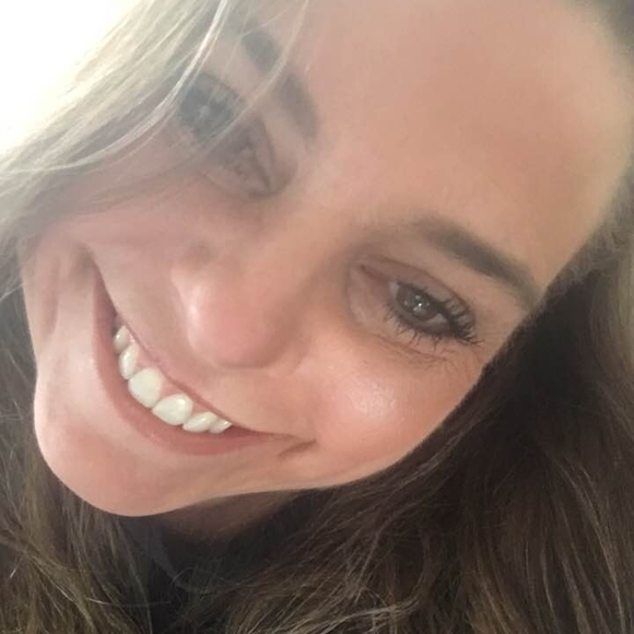 Tania Mc cullough - Poshmark Profile Picture of Tania Mc cullough (@turtletania) on Poshmark