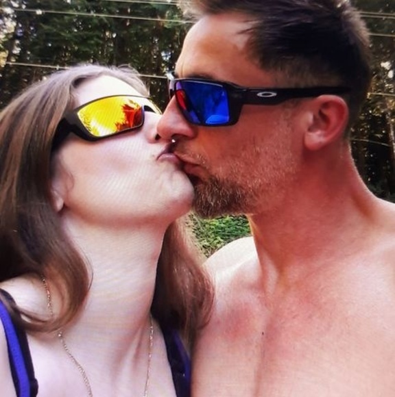 Profile Picture of Jennie Imholt (@mikeandjenny88) on Poshmark