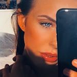 Profile Picture of J E R R I 〰 H O W L E T T (@jerrihowlett) on Instagram