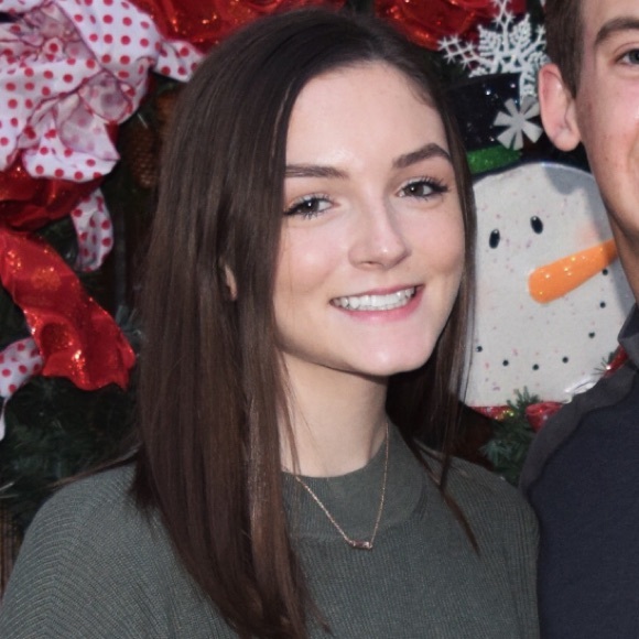 Profile Picture of Annsley Grych (@annsley05) on Poshmark