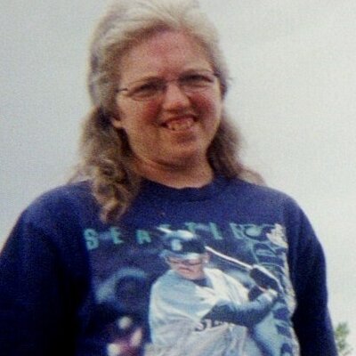 Profile Picture of Lynne Sawyer (@Bowling_mom) on Twitter