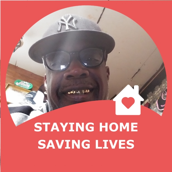 Profile Picture of Jonathan Calvin (@lovingpam1967) on Poshmark