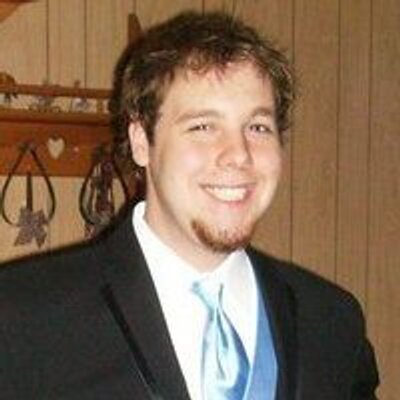Profile Picture of Robert Custer (@Bobbeeno) on Twitter
