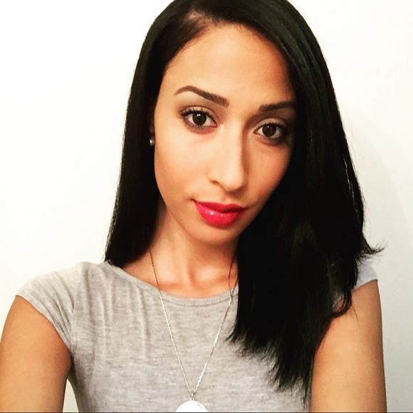 Profile Picture of Katherine Hendricks (@crazycuban876) on Poshmark