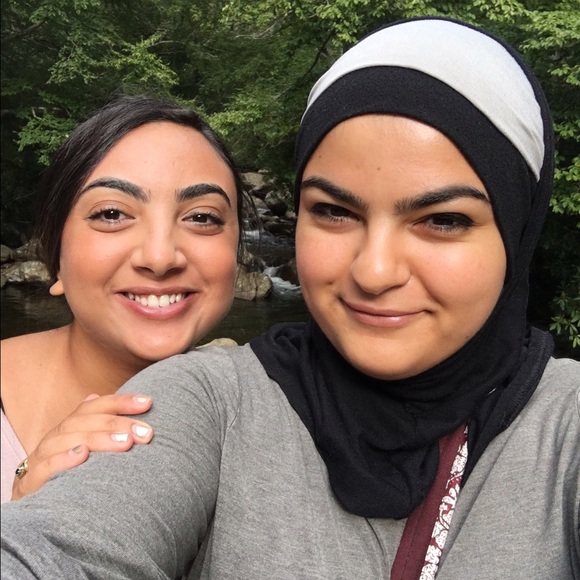 Profile Picture of Amal Mohamed (@amalmo) on Poshmark