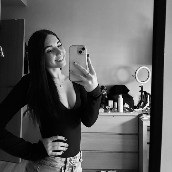 Profile Picture of Carliittaa☻ (@carla.bilbao) on Tiktok