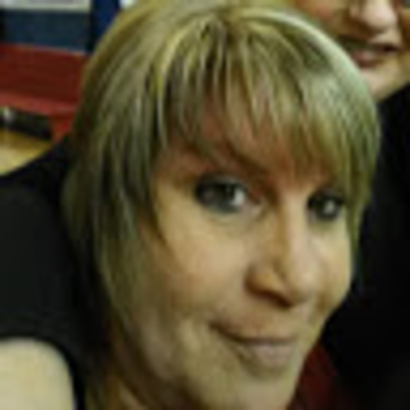 Profile Picture of Christine Larsen (@bamagurlrtr) on Poshmark