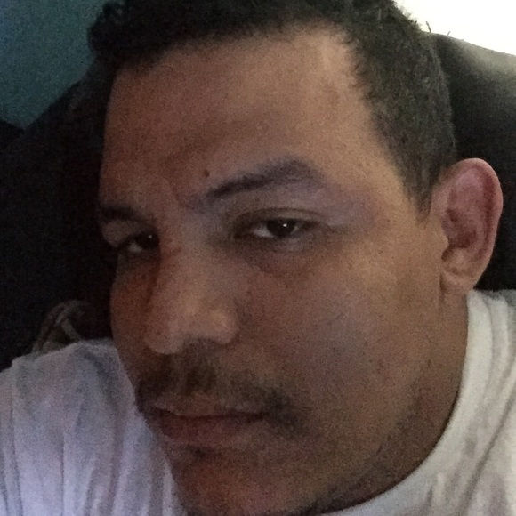 Profile Picture of Jimmy Villegas (@guayaco34) on Poshmark