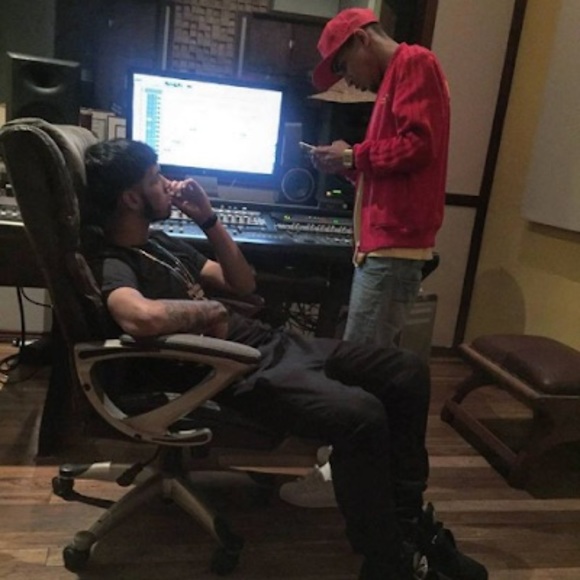 Profile Picture of Erick Chileno (@erick_chileno) on Poshmark