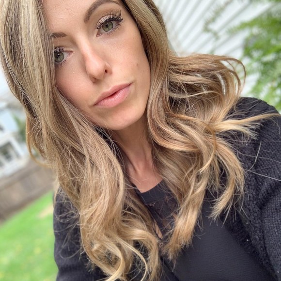 Profile Picture of Kaylyn Pastuszynski (@kayrachael) on Poshmark