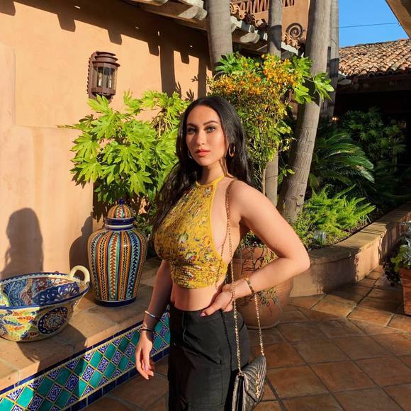 Sabrina Sablosky - Poshmark Profile Picture of Sabrina Sablosky (@saboob) on Poshmark