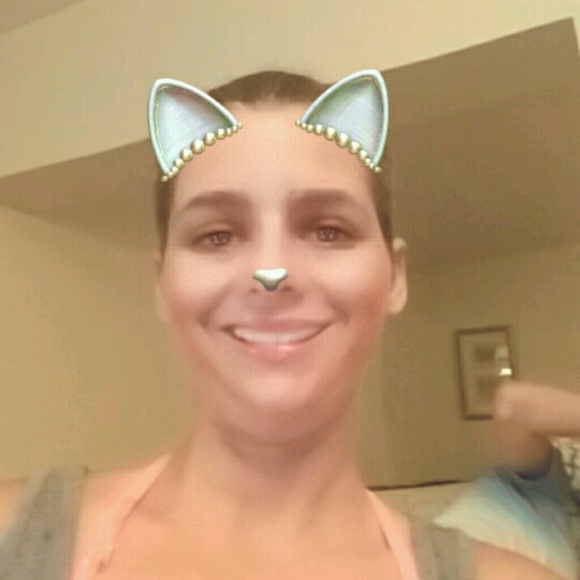 Profile Picture of Georgette Whitley (@georgettelaf) on Poshmark