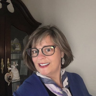 Profile Picture of Dawn Carter (@dmcs2010) on Twitter