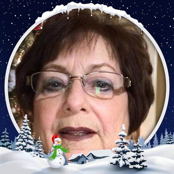 Profile Picture of Cleva Dubar (@jubebug41) on Poshmark