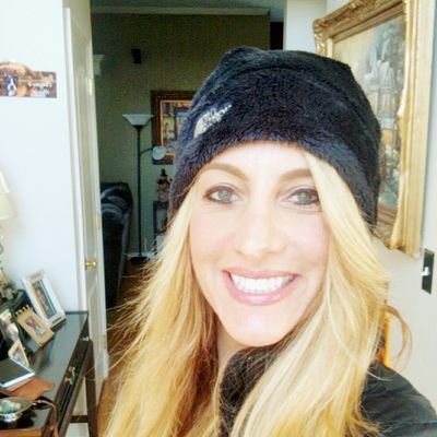 Profile Picture of Laurie Antonacci (@Laur2670) on Twitter