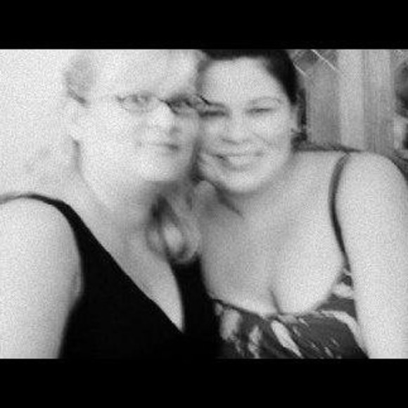 Profile Picture of Veronica Cook (@vern1968) on Poshmark