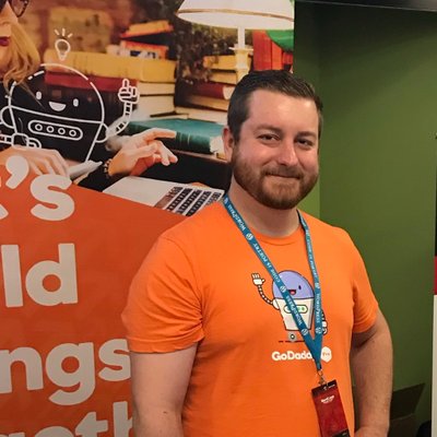 Profile Picture of Michael Bruch (@MikeBruchAZ) on Twitter
