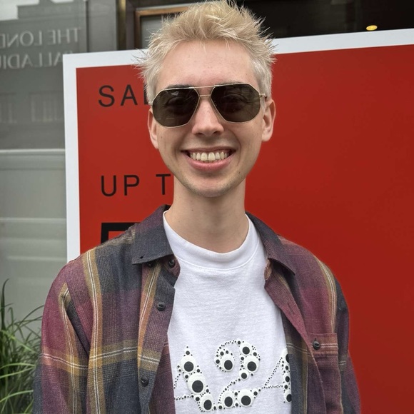 Connor Mcgauley - Poshmark Profile Picture of Connor Mcgauley (@connor_mcgauley) on Poshmark