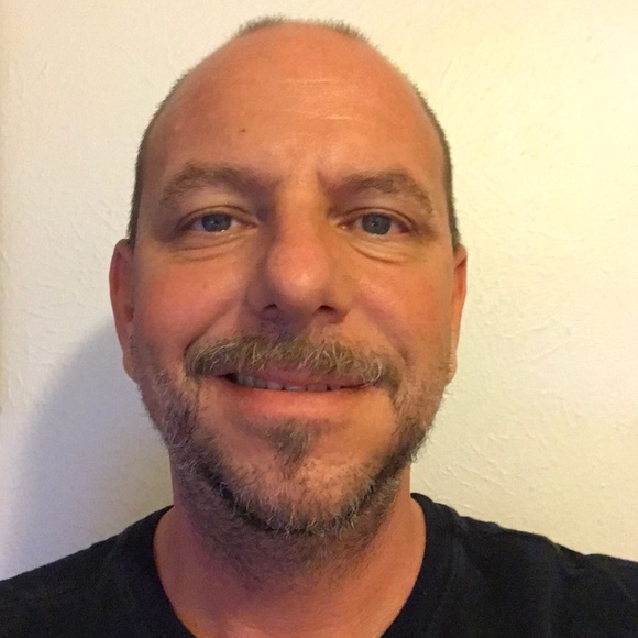 Profile Picture of Joseph Eno (@jeno123197) on Poshmark