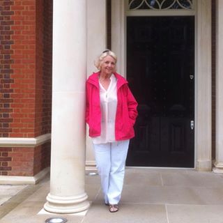 Profile Picture of Sue Keen (@sue.keen.3998) on Facebook