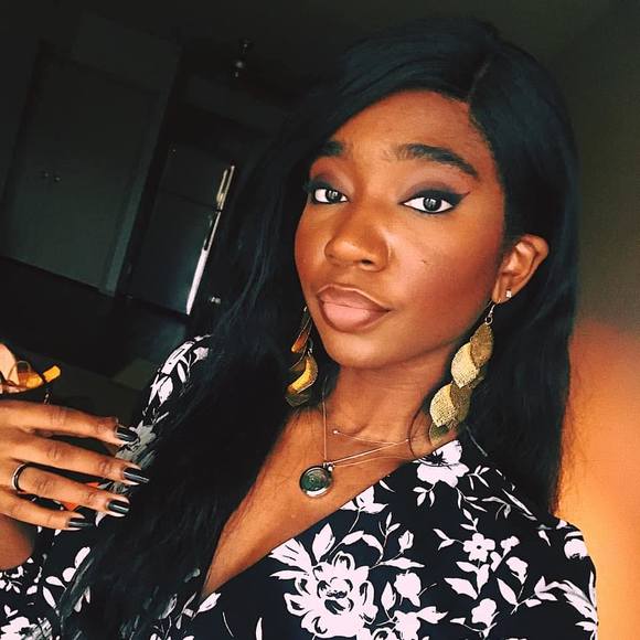 Lisa Aliogo - Poshmark Profile Picture of Lisa Aliogo (@misslaja) on Poshmark