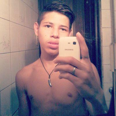 Profile Picture of Brian Ezequiel Carbo (@chino_ezequiel5) on Twitter
