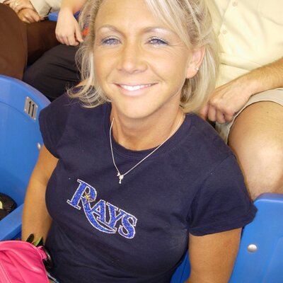 Profile Picture of Teresa Blackman (@reesline) on Twitter
