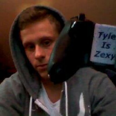 Profile Picture of Tyler Rettig (@MLGTylerIsZexy) on Twitter