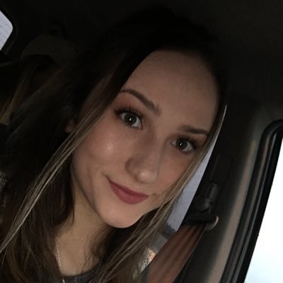 Profile Picture of Leigh Anne (@la_vanzant12) on Twitter