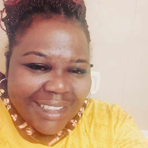 Profile Picture of Duralene Preston (@duralene1964) on Poshmark