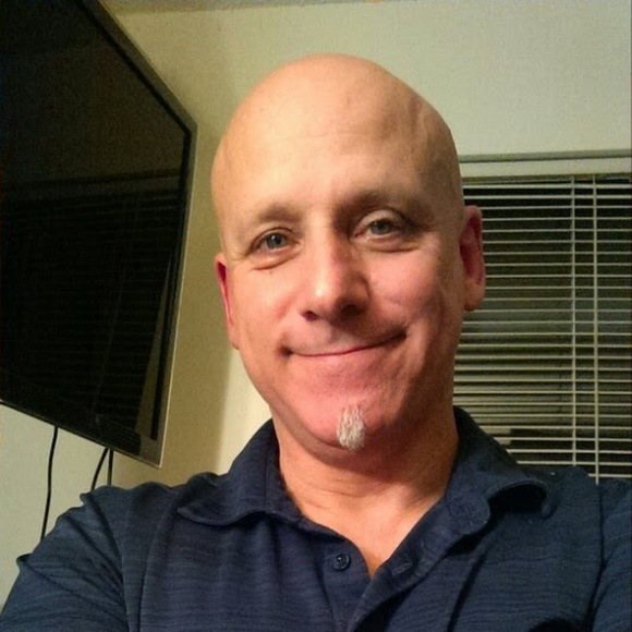 Profile Picture of Stan Amditis (@samditis) on Poshmark