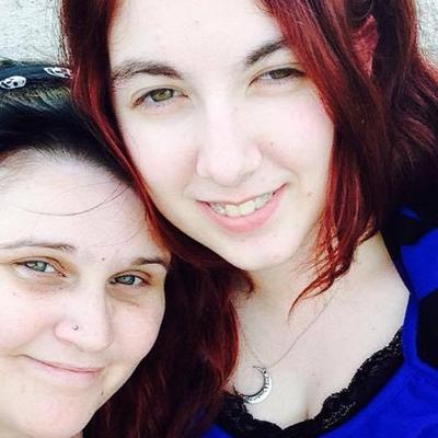 Profile Picture of Savannah Ryan (@SavvyGiggles) on Twitter