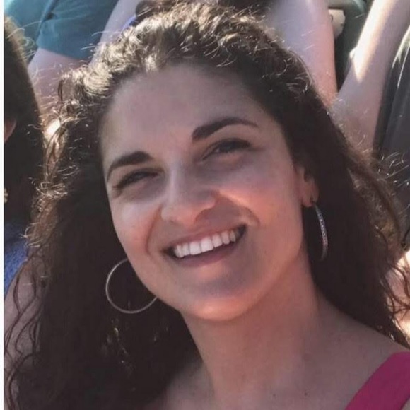 Profile Picture of Maria Spizuoco (@mariaspizuoco73) on Poshmark