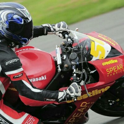 Profile Picture of James Boswell (@bozzi1972) on Twitter