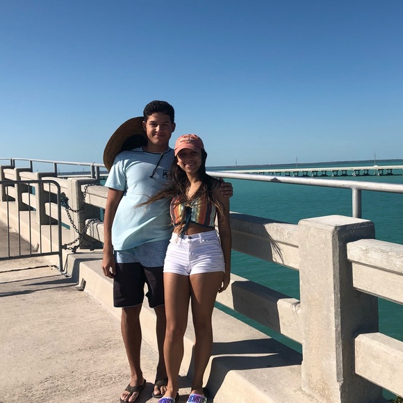 Profile Picture of Dariana Cubells (@darycubells3) on Poshmark