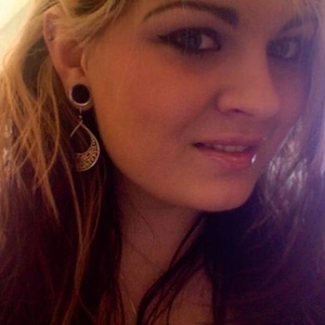 Profile Picture of Briana Buttons (@funkyprincessx3) on Myspace