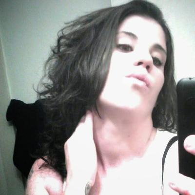 Profile Picture of Ashley Hinds (@ashleyhinds100) on Twitter