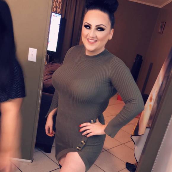 Profile Picture of Chrystal Freeman-medina (@cmfreeman101) on Poshmark