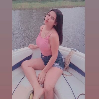 Profile Picture of Julia (@JuliaPi78) on Twitter