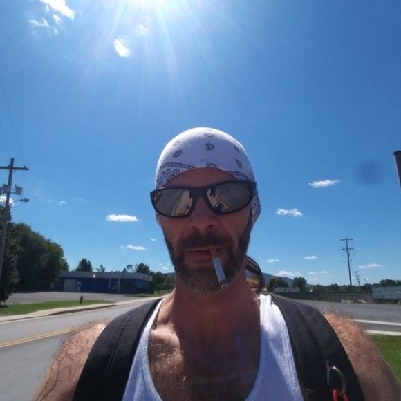 Profile Picture of Justin Helman (@1980helmrod) on Poshmark