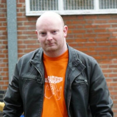 Profile Picture of Chris Hammond (@JollyBlueGuru) on Twitter