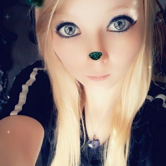 Profile Picture of Mimi Moberly (@mimijane95) on Poshmark