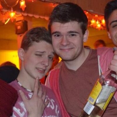 Profile Picture of Dennis Szymanski (@DennisSzy) on Twitter