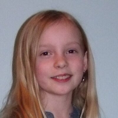 Profile Picture of Julia Ziegler (@julia01purple) on Twitter