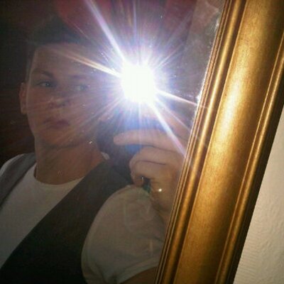 Profile Picture of James Shutt (@Jshutt10) on Twitter