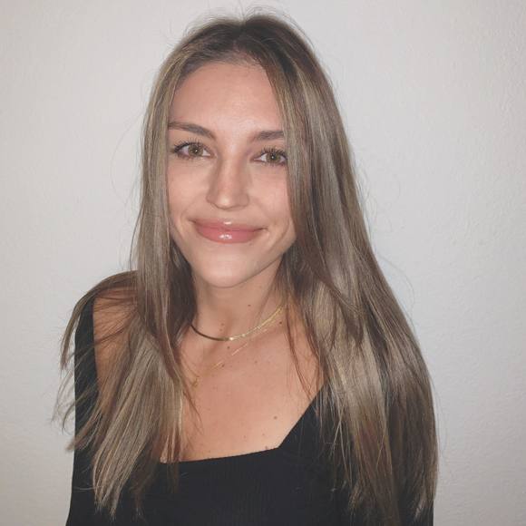 Profile Picture of Morgan Mcdaniel (@morganmcdaniel8) on Poshmark